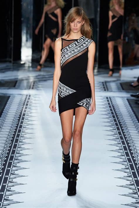 Anthony Vaccarello X Versus Versace Fashion Show 